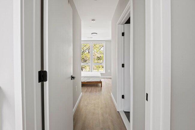 Euclid (Furnished Rooms), Washington, DC 20001 - photo 5