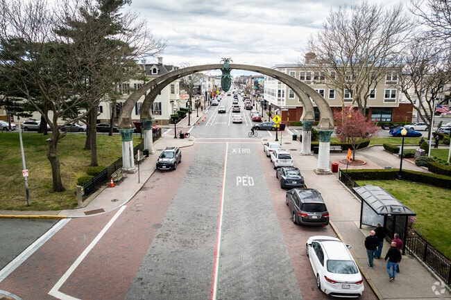 Embark on a culinary adventure through Federal Hill, Providence, with great dining choices.