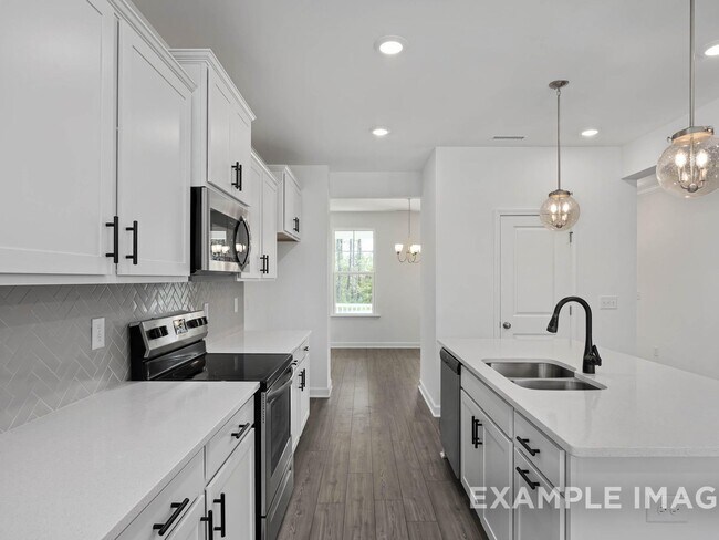 316 Longleaf Glen Ln, Zebulon, NC 27597 - photo 7