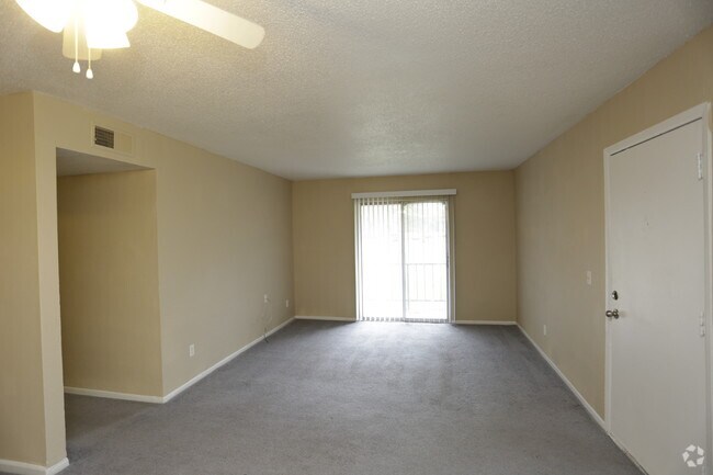 Cottonwood Creek, Saint Joseph, MO 64506 - photo 2