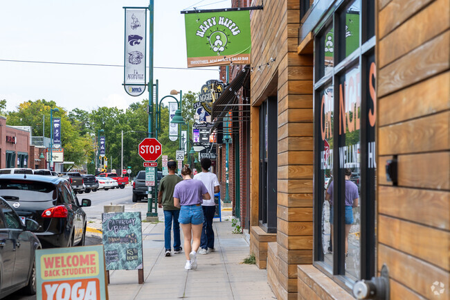 Just 5 miles from Blue Hills, Aggieville is a popular place for movies, bars and shops.