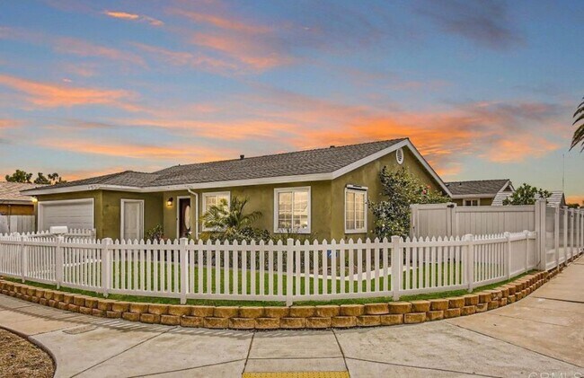 7617 Prairie Mound Way unit Bedroom 4, San Diego, CA 92139 - photo 2