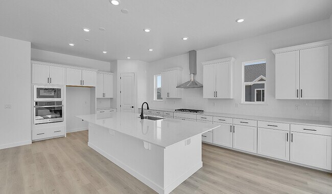 1147 S 3170 E, Spanish Fork, UT 84660 - photo 3