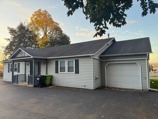 99 Buckley Rd, Liverpool, NY 13088