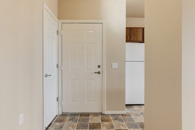 Hawks Point Apartments, Salem, OR 97303 - photo 4