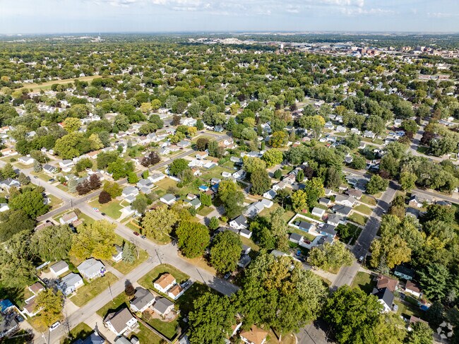 Liberty Park in Waterloo blends quiet living with convenient access to local amenities.