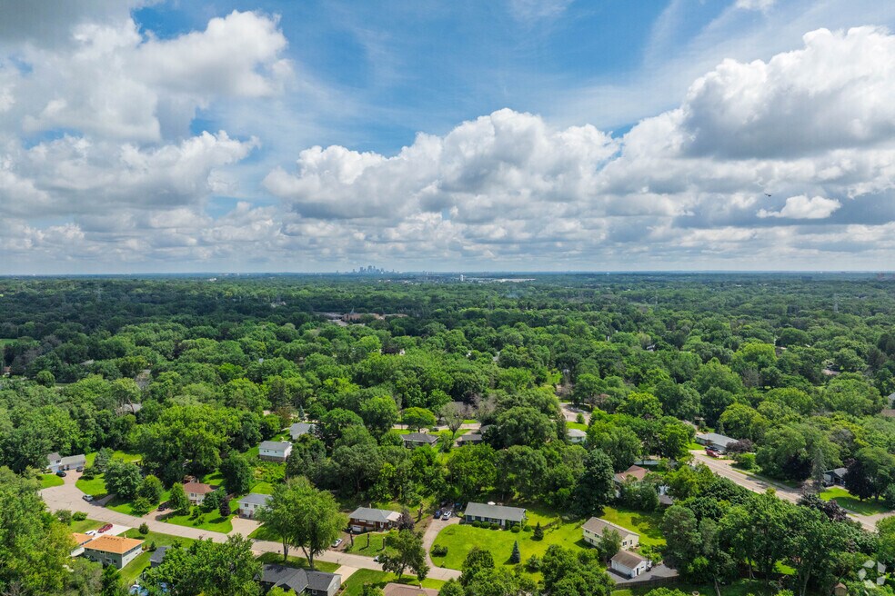 Glen Lake_560123_DQ_072925_FINAL