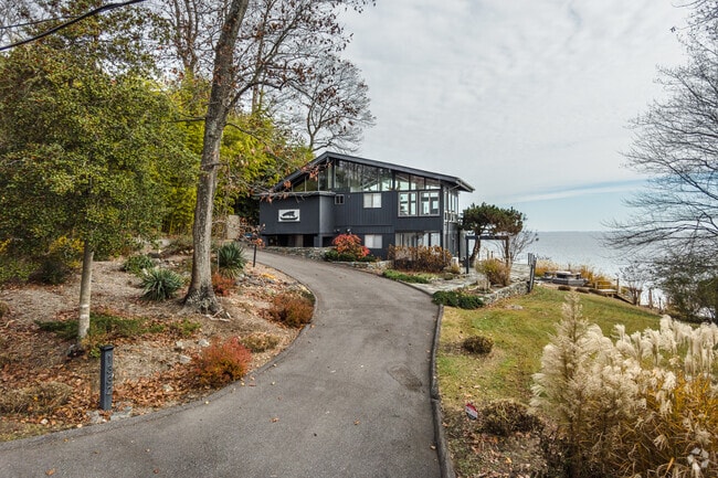 Beachfront homes in Lusby offer views of the Chesapeake Bay.