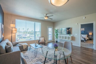 1890 S Country Club Way Unit ID1263037P, Tempe, AZ 85281