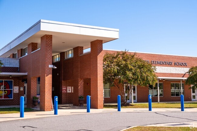 Patriots Elementary School has a A- niche grade making it one of the best in Concord NC.