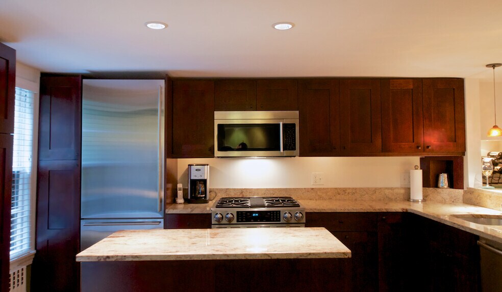 33 Gray St unit 1, Boston, MA 02116 - photo 1