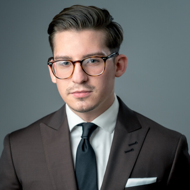 Agent Photo