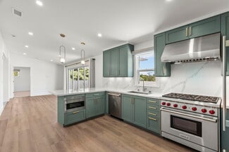 825 De la Vina St, Santa Barbara, CA 93101