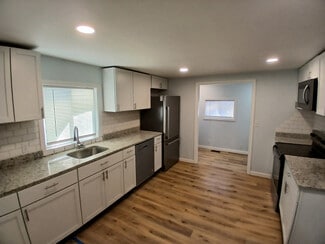 2311 W Godman Ave, Muncie, IN 47303