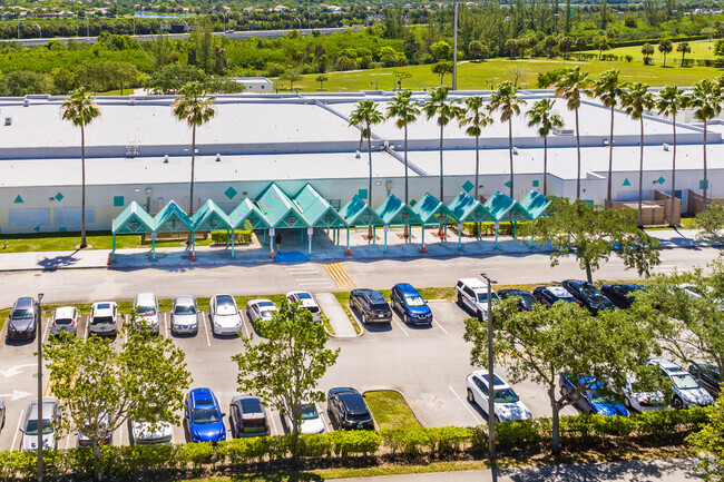 Experience the benefits of a strong education foundation at Silver Palms Elementary - where every child can thrive and succeed.