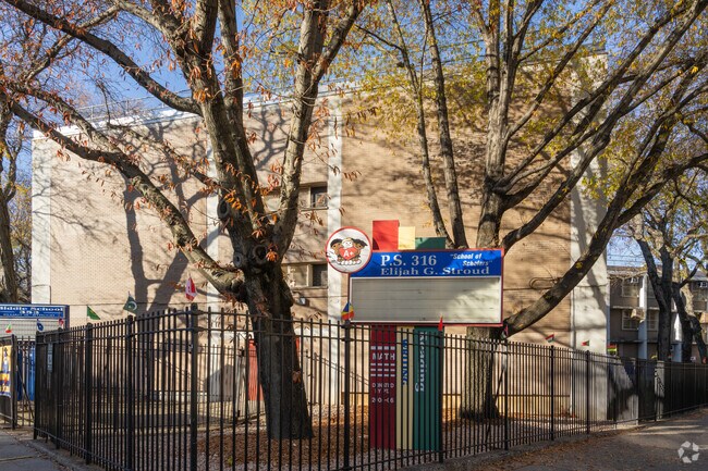 MS 353 Elijah Stroud Middle School educates Brooklyn students from grades 6-9th.