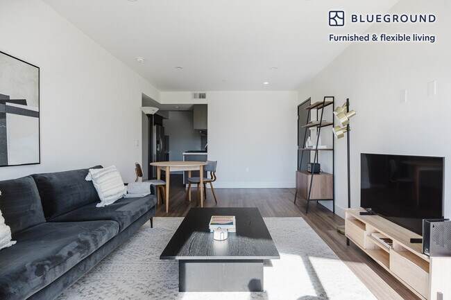 1539 Purdue Ave unit FL4-ID1287, Los Angeles, CA 90025 - photo 2