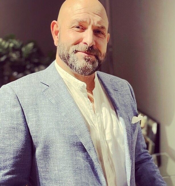 Agent Photo
