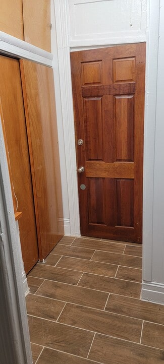 4468 23rd St Unit 2, Long Island City, NY 11101