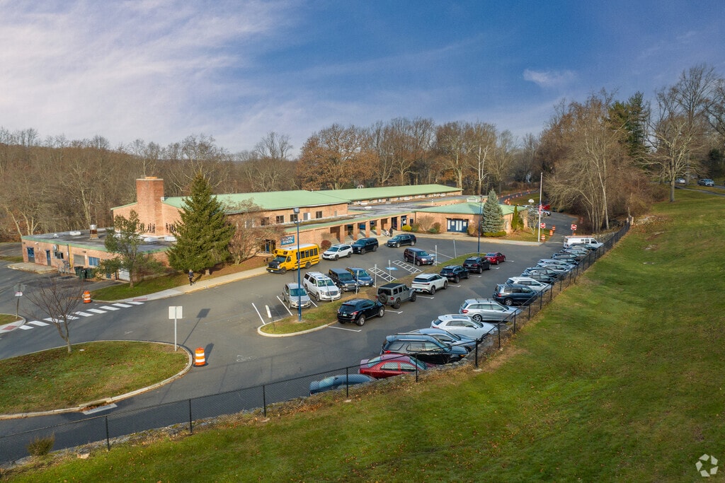 Wolfpit School is set on a large suburban property.