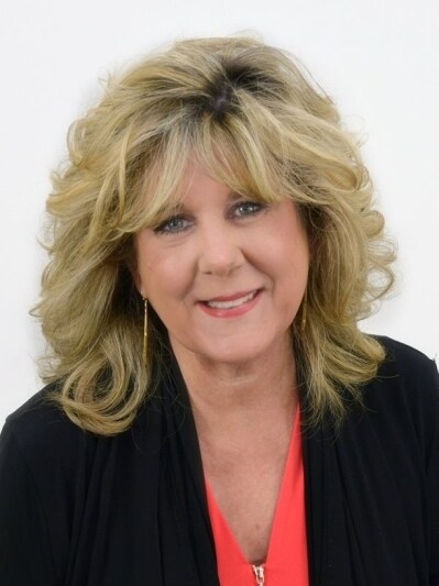 Lynn Cox