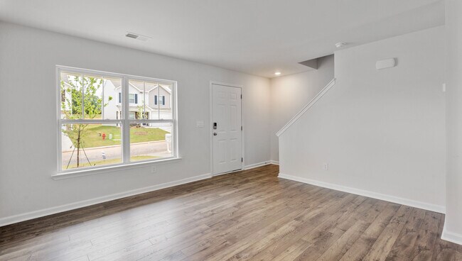 308 Valencia Cir unit 36209234, Wellford, SC 29385 - photo 7