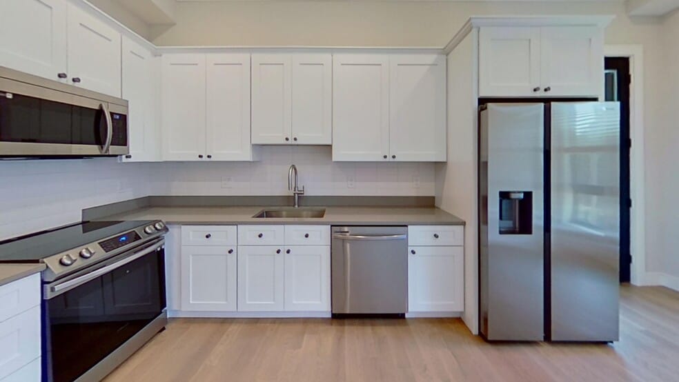 36 Colborne Rd unit 8, Brighton, MA 02135 - photo 1