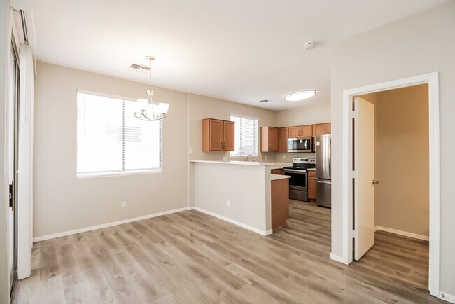 1303 S Mansard, Mesa, AZ 85209 - photo 7