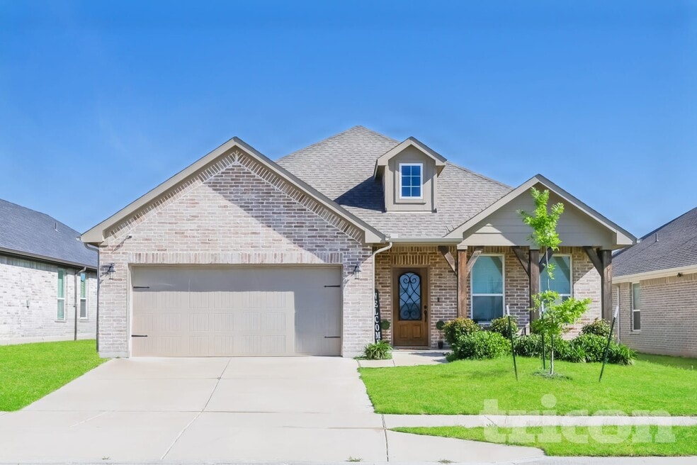 1940 Gill Star Dr, Haslet, TX 76052 - photo 1