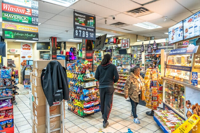 Patrons can get fried chicken and other food items at Raqqa Mart in the Riverview neighborhood.