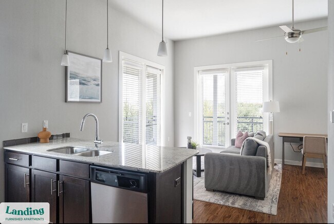 4300 Cromwell Dr unit 3301, Kyle, TX 78640 - photo 5