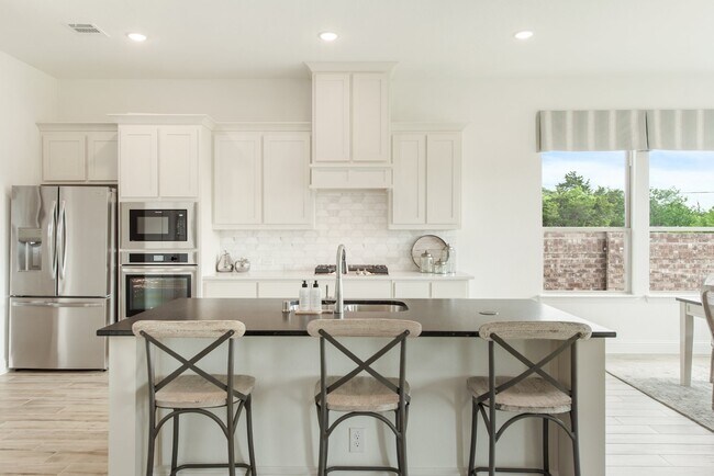 182 Morning Light Ln unit 36579290, Waxahachie, TX 75165 - photo 4