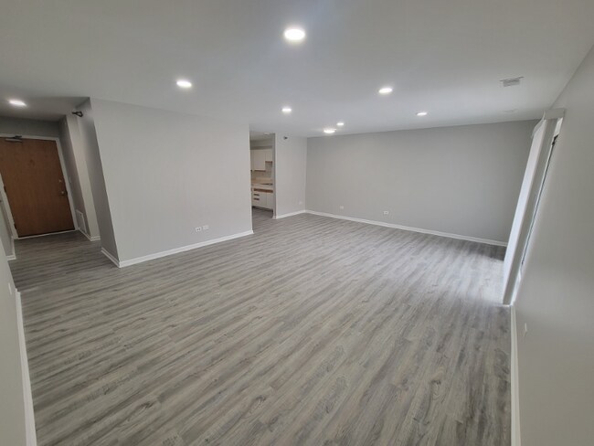 4905 Belmont Rd unit 4, Downers Grove, IL 60515 - photo 5