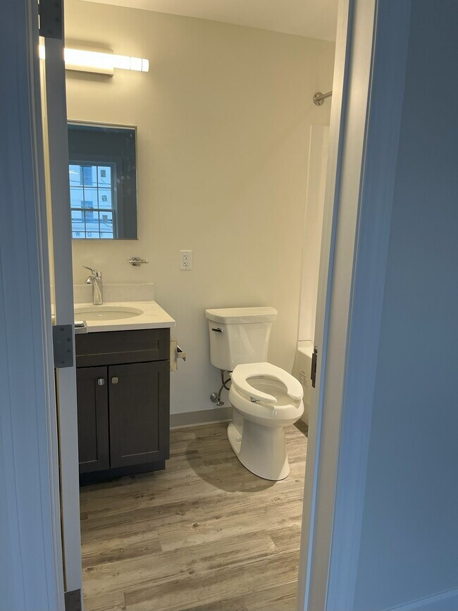 96 Broad St unit B, Weymouth, MA 02188 - photo 7