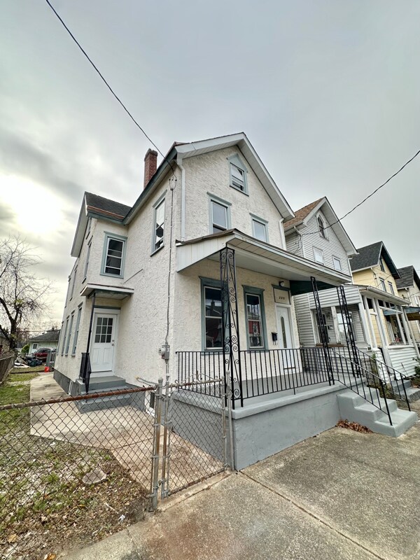 129 Lafayette Ave, Trenton, NJ 08610 - photo 1