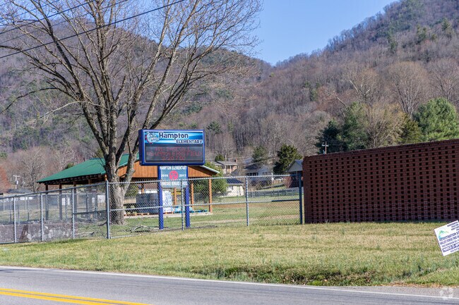 Hampton Elementary School in Hampton, TN.