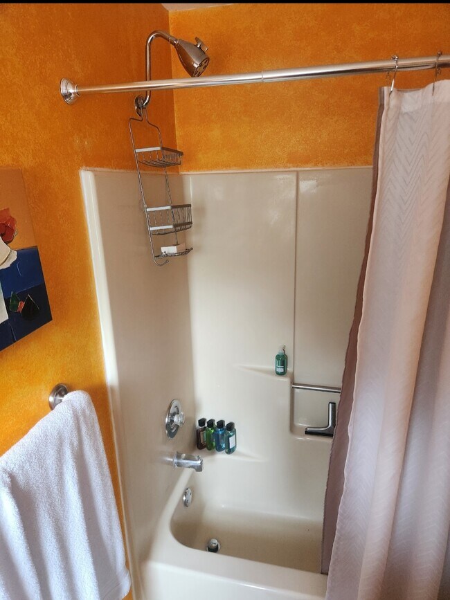 Full private bathroom