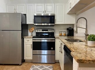 2811 Grande Pkwy Unit Furnish, Palm Beach Gardens, FL 33410