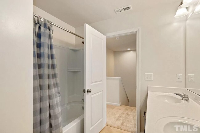 815 Bristol Bridge Dr, Cary, NC 27519 - photo 7