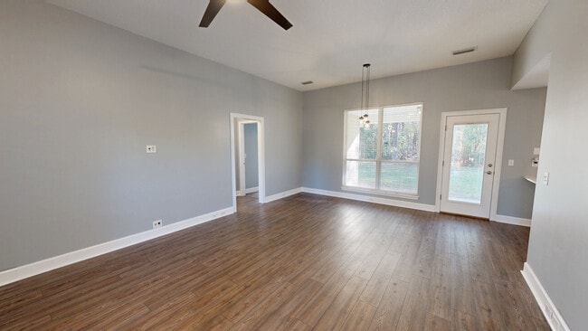 13193 Caldwell Rd, Jacksonville, FL 32226 - photo 2