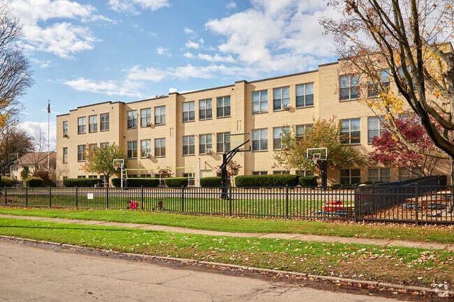 Seton Catholic School has 180 students in grades PK, K-6.