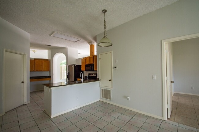 11946 Redbridge Dr, Orlando, FL 32824 - photo 5