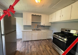 523 Grove St, La Porte, IN 46350