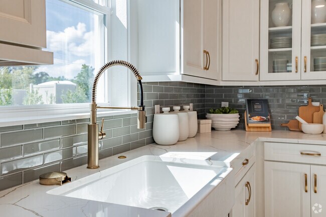 3776 Rocky Island Rd unit 36451542, New Port Richey, FL 34655 - photo 6