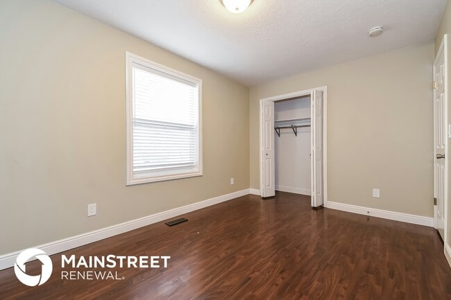 938 S 200 E, Layton, UT 84041 - photo 7