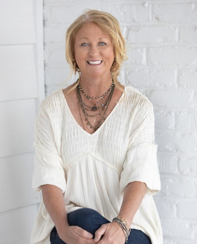 Jill Caines
