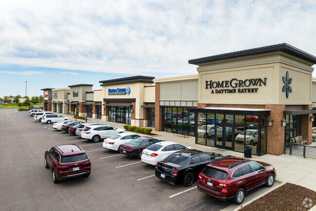 You will find several retail stores and local eatery options at New Market near Fox Ridge.