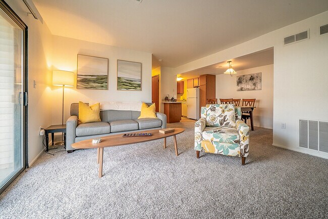 Beckwith Place Apartments, Grand Rapids, MI 49505 - photo 3