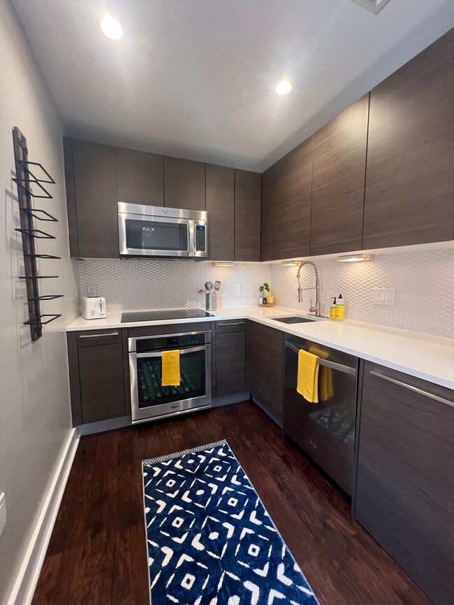 3606 Rock Creek Church Rd NW unit 204, Washington, DC 20010 - photo 5