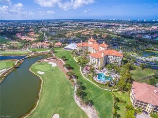 2728 Tiburon Blvd E, Naples, FL 34109